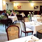 Hotel Kurfuerstendamm Am Adenauerplatz