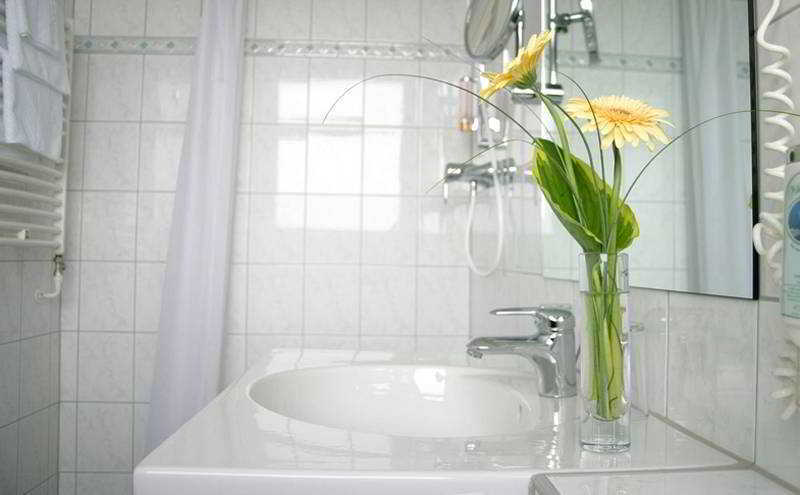Kurfuerstendamm Am Adenauerplatz Hotel Berlino